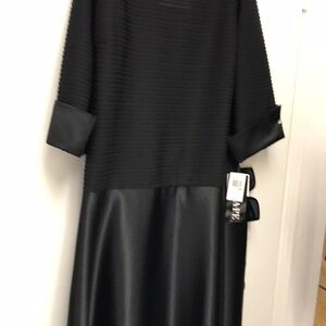 Neck V-neck back, high round front , long dress size20, Color black